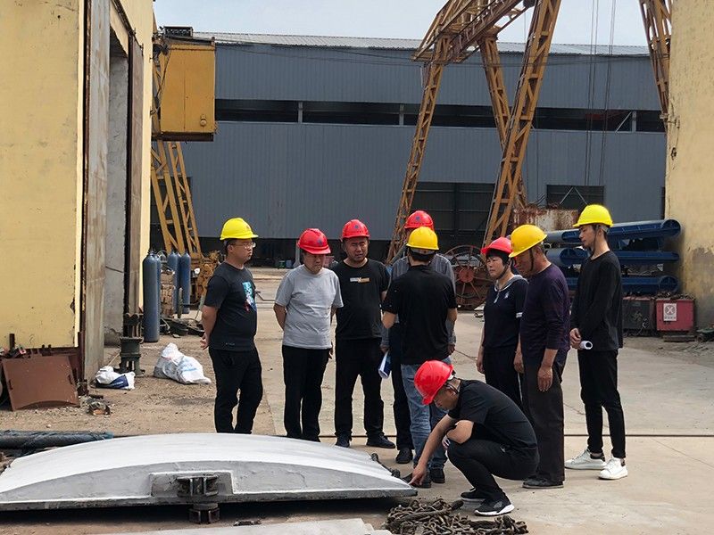 董事长外地考察